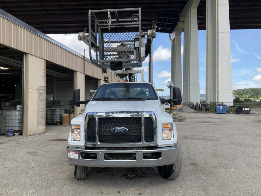 2019 Ford F-750 Powerstroke Versalift VTP-40NE Cable Placer Truck