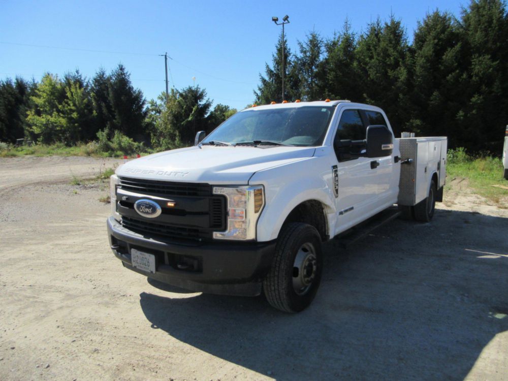2019 Ford F-350 4x4 Crew Cab Service Truck