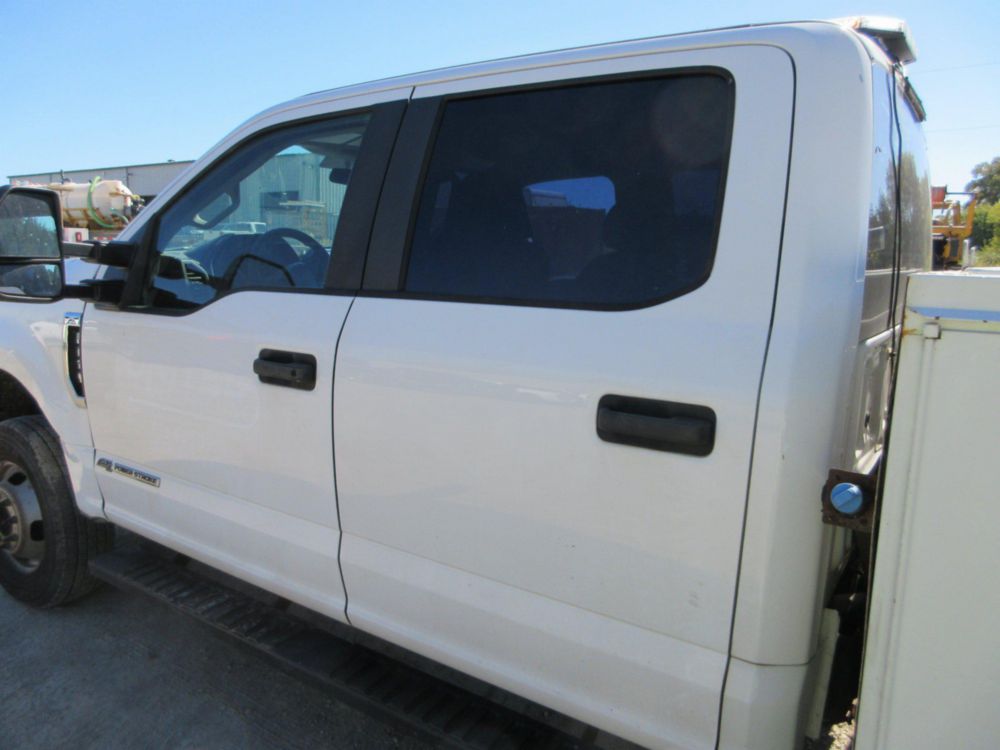 2019 Ford F-350 4x4 Crew Cab Service Truck