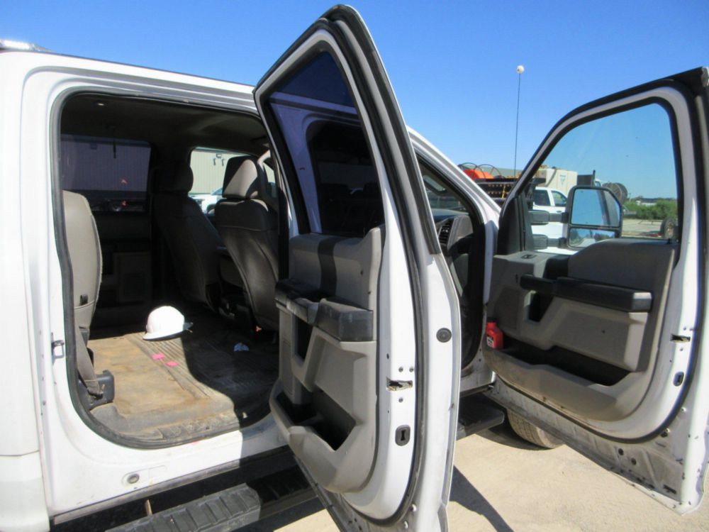 2019 Ford F-350 4x4 Crew Cab Service Truck