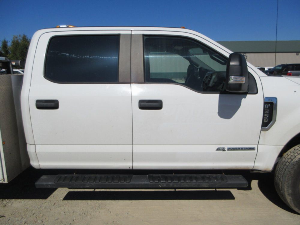 2019 Ford F-350 4x4 Crew Cab Service Truck