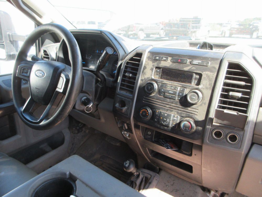 2019 Ford F-350 4x4 Crew Cab Service Truck