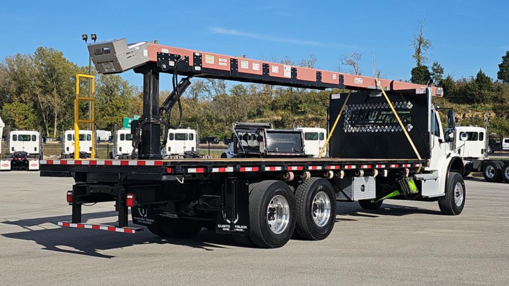 2024 Freightliner M2106 6x4 Load King Premier 40' Roofing Conveyor Truck