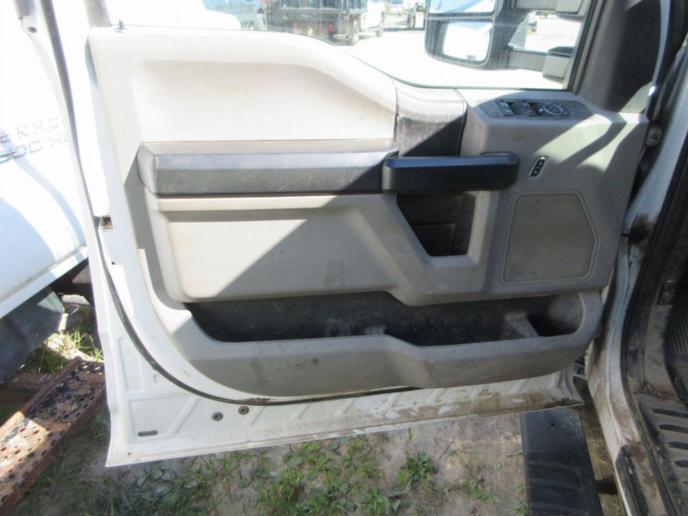 2019 Ford F-350 4x4 Crew Cab Service Truck