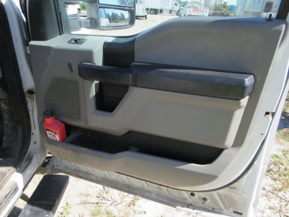2019 Ford F-350 4x4 Crew Cab Service Truck