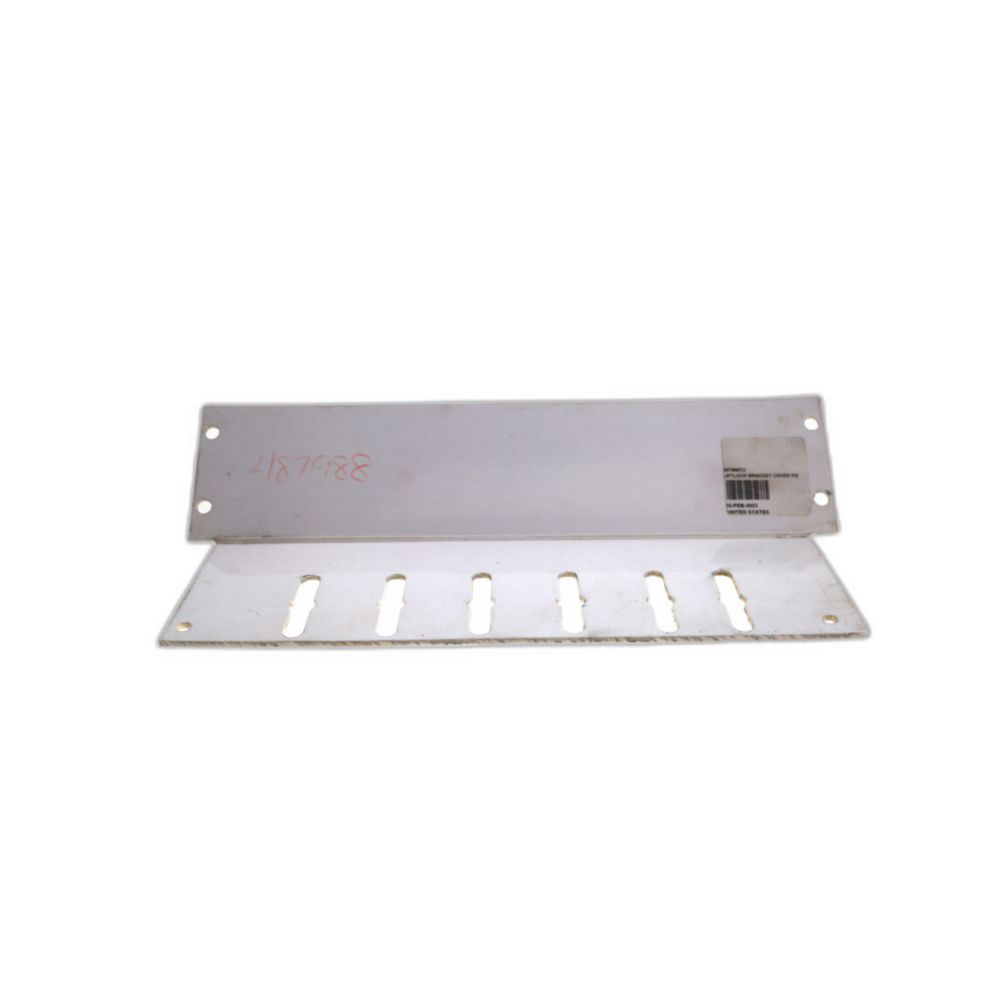 LIFT LOCK BRKT COVER RH