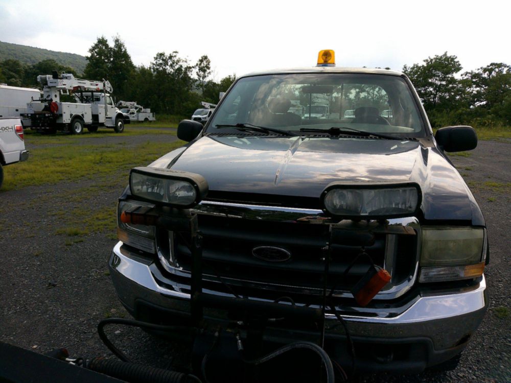 2004 Ford F-250 Extended Cab BOSS SNOWPLOW Pickup Truck