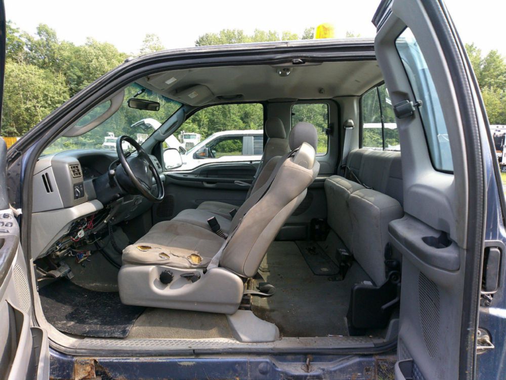 2004 Ford F-250 Extended Cab BOSS SNOWPLOW Pickup Truck