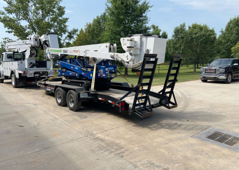 2020 Skylift MA53-TD Versalift VST-52-I Super Arborist 53