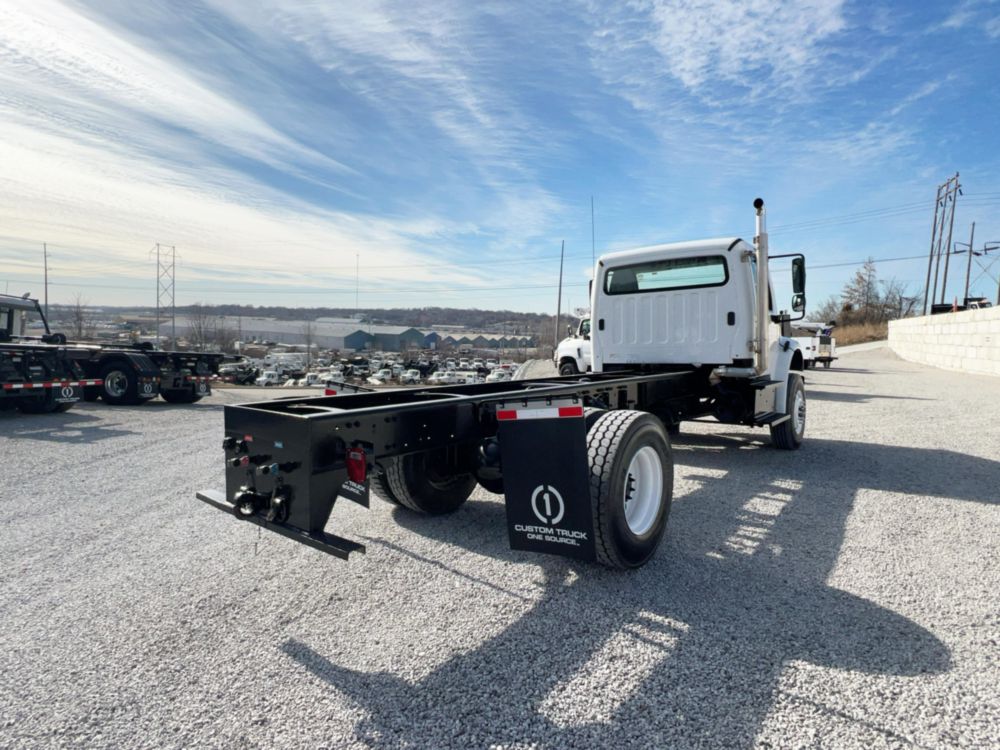 2020 Freightliner M2106 4x4 Cab & Chassis