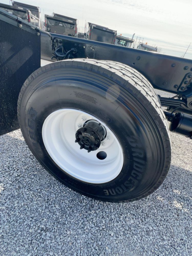 2020 Freightliner M2106 4x4 Cab & Chassis