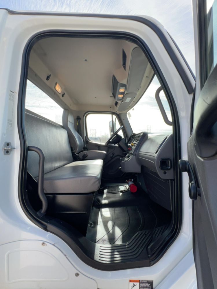 2020 Freightliner M2106 4x4 Cab & Chassis