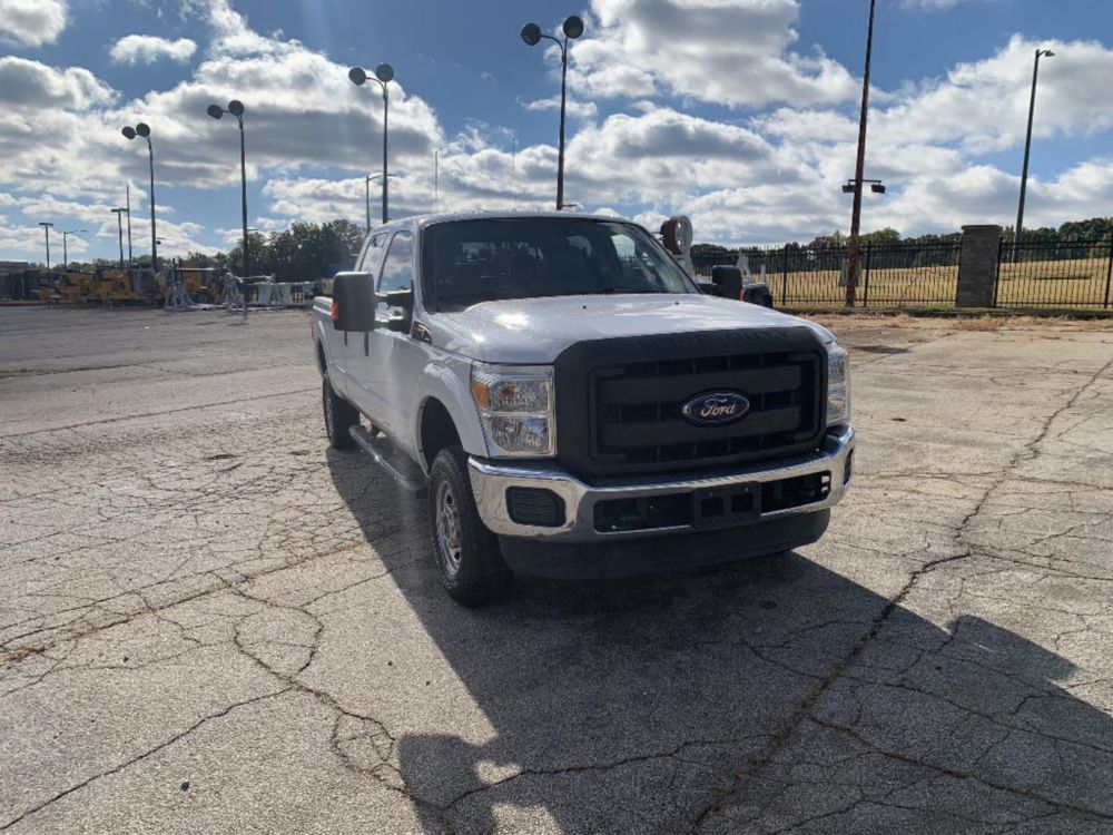 2016 Ford F-250 Crew Cab 4x4 Pickup Truck