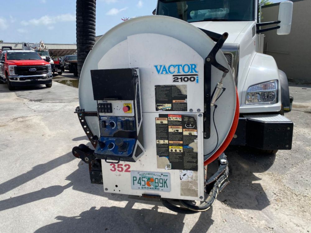 2023 Kenworth T-880 Vactor 2115P-10 Sewer Cleaner Hydro Excavator Truck