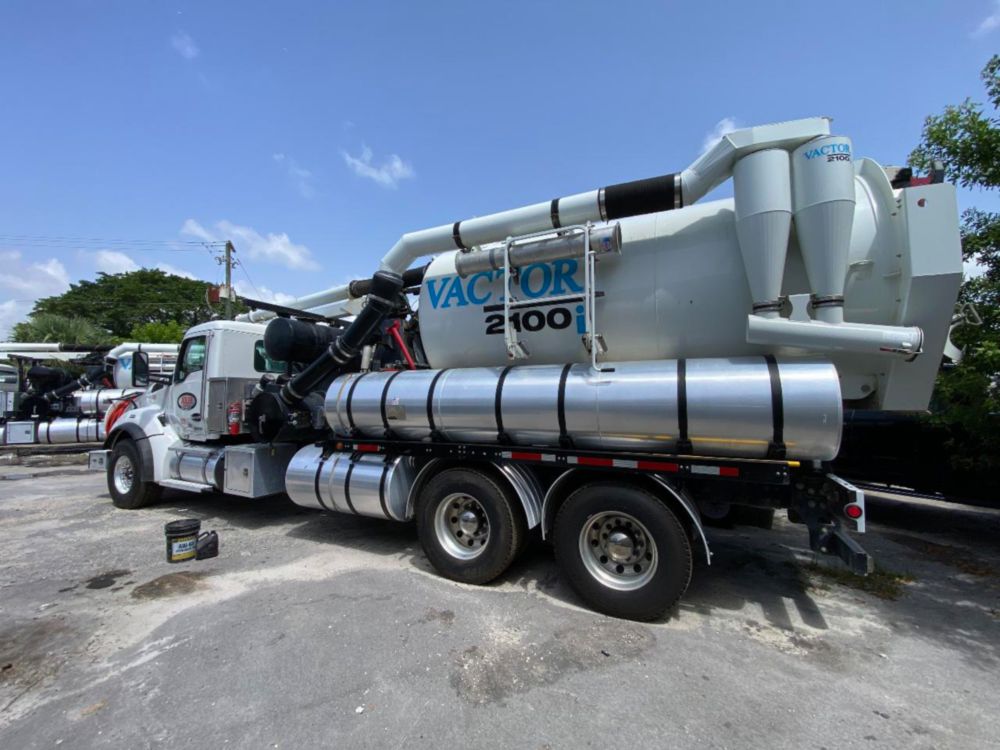 2023 Kenworth T-880 Vactor 2115P-10 Sewer Cleaner Hydro Excavator Truck