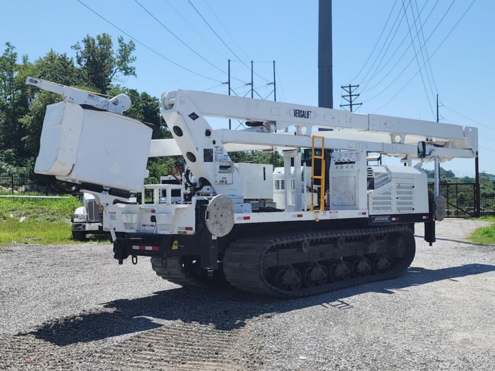 2018 Morooka MST2500VDL Versalift VST-9000-I Track Bucket