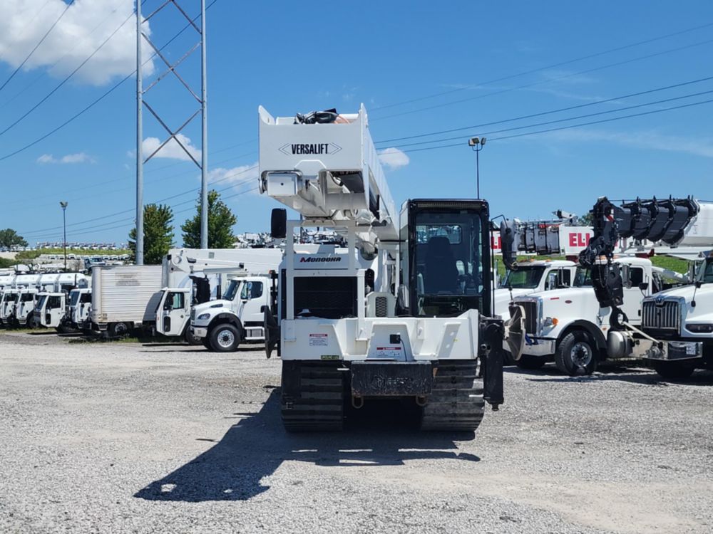 2018 Morooka MST2500VDL Versalift VST-9000-I Track Bucket