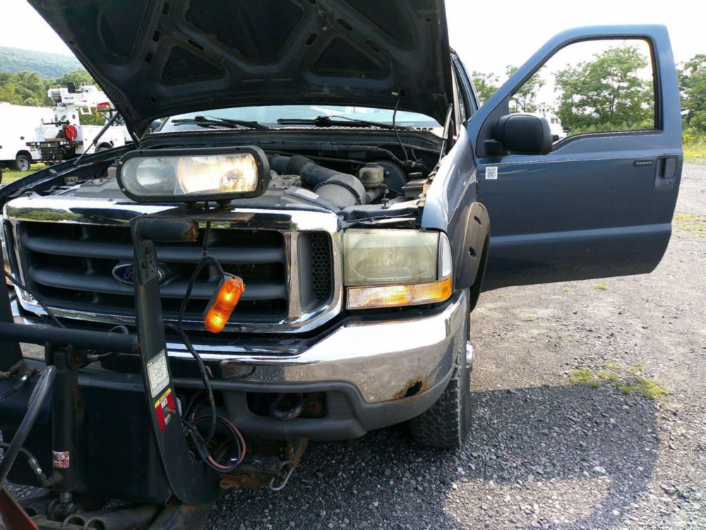 2004 Ford F-250 Extended Cab BOSS SNOWPLOW Pickup Truck