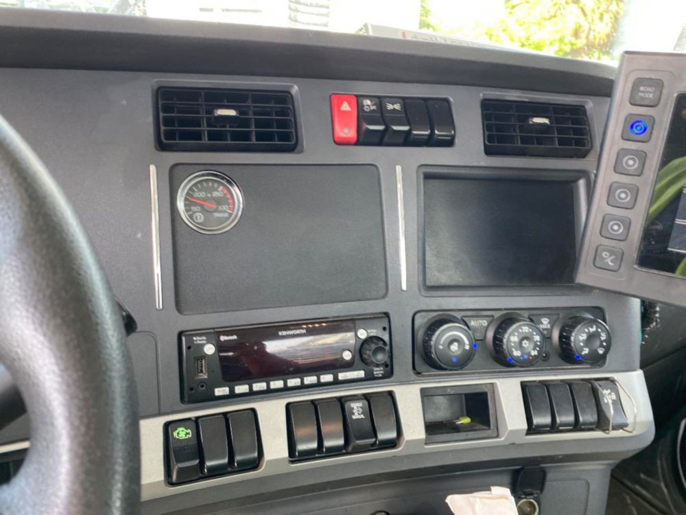 2023 Kenworth T-880 Vactor 2115P-10 Sewer Cleaner Hydro Excavator Truck