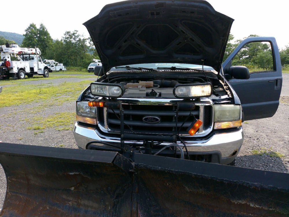 2004 Ford F-250 Extended Cab BOSS SNOWPLOW Pickup Truck
