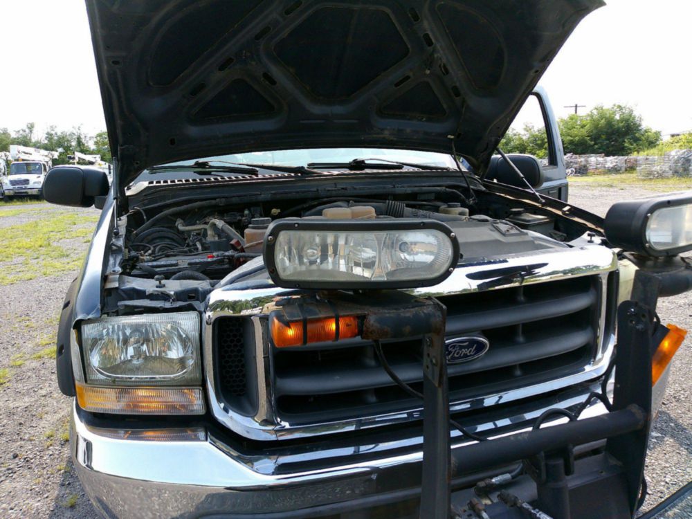 2004 Ford F-250 Extended Cab BOSS SNOWPLOW Pickup Truck