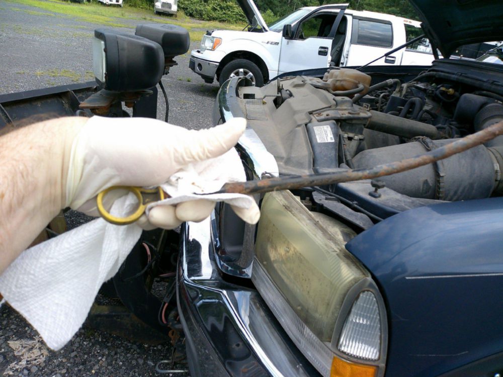 2004 Ford F-250 Extended Cab BOSS SNOWPLOW Pickup Truck