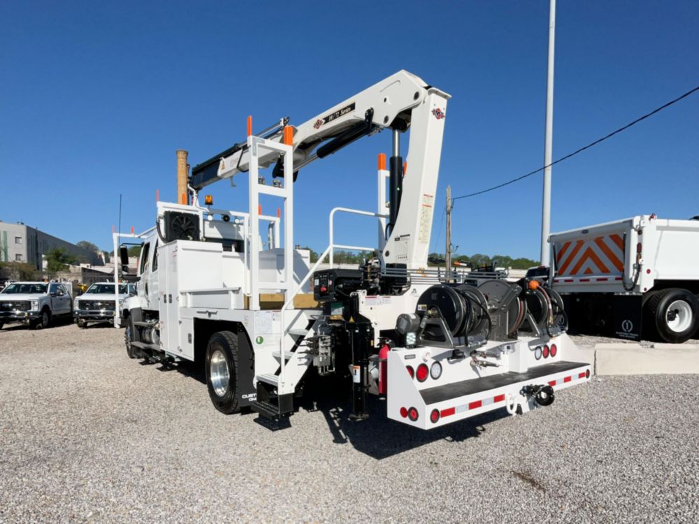 2023 Freightliner 108SD 4x2 IMT 10/72SL K3 Hi-Rail Section Truck