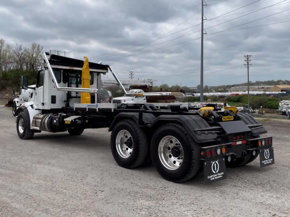 2024 Peterbilt 567 6x4 Palfinger T50 Container Handler Truck