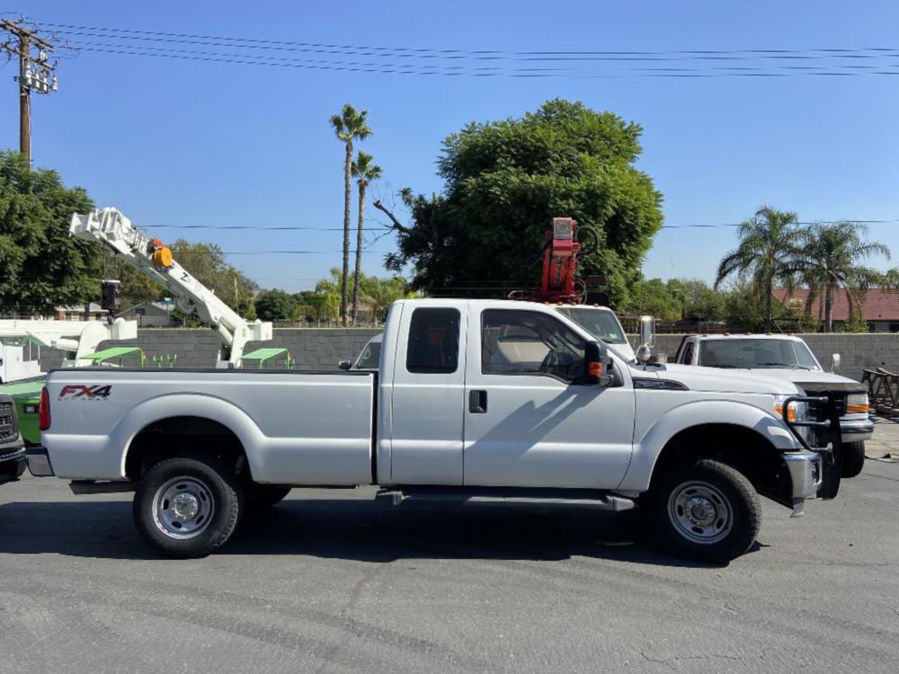 2015 Ford F-350 Extended Cab 4x4 Pickup