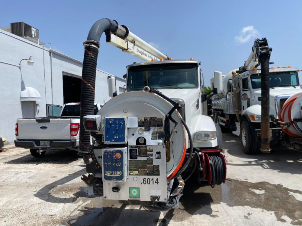 2019 Peterbilt 567 Vactor 2115P-16 Sewer Cleaner Hydro-Excavation Truck