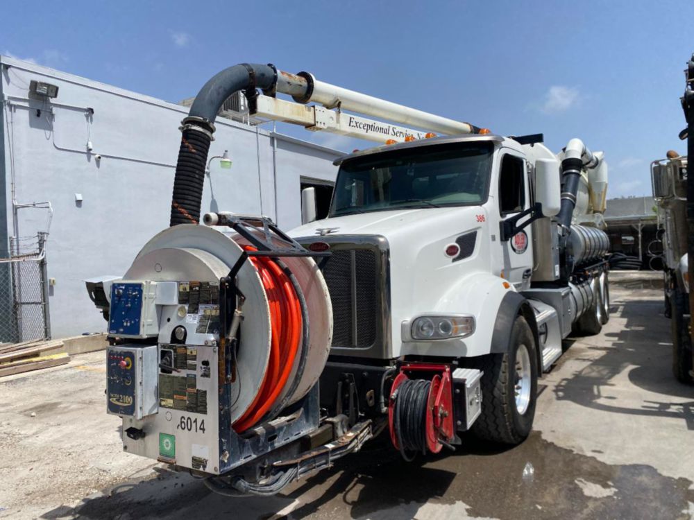 2019 Peterbilt 567 Vactor 2115P-16 Sewer Cleaner Hydro-Excavation Truck