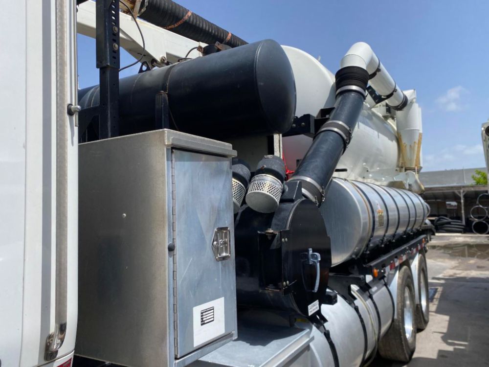 2019 Peterbilt 567 Vactor 2115P-16 Sewer Cleaner Hydro-Excavation Truck