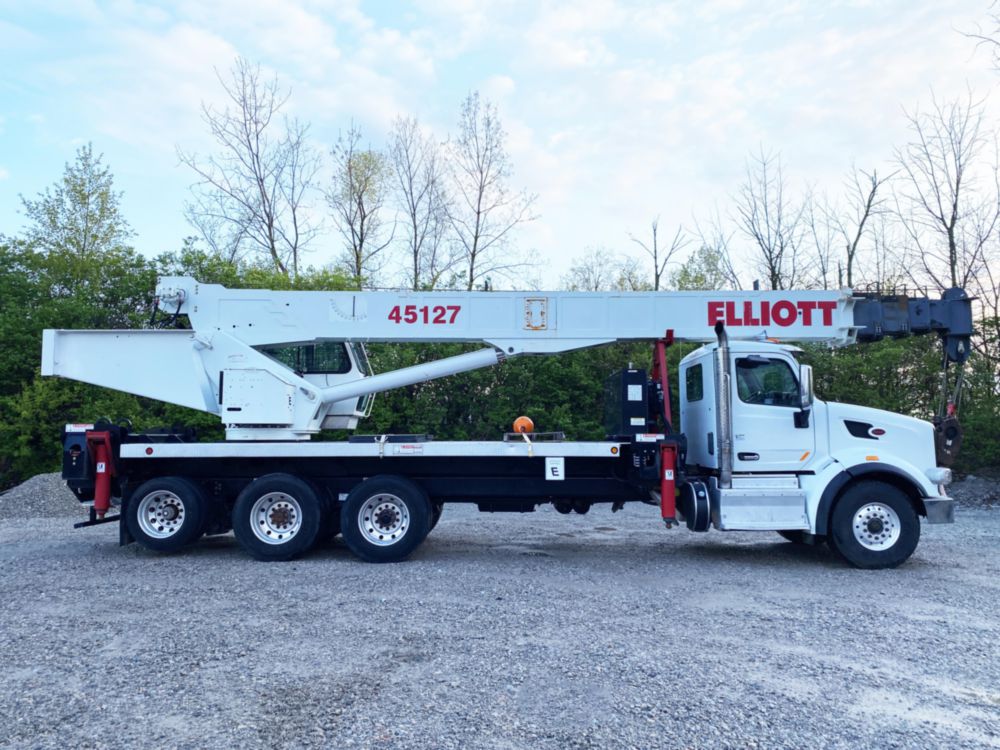 2015 Peterbilt 567 8x4 Elliott 45127 Boom Truck