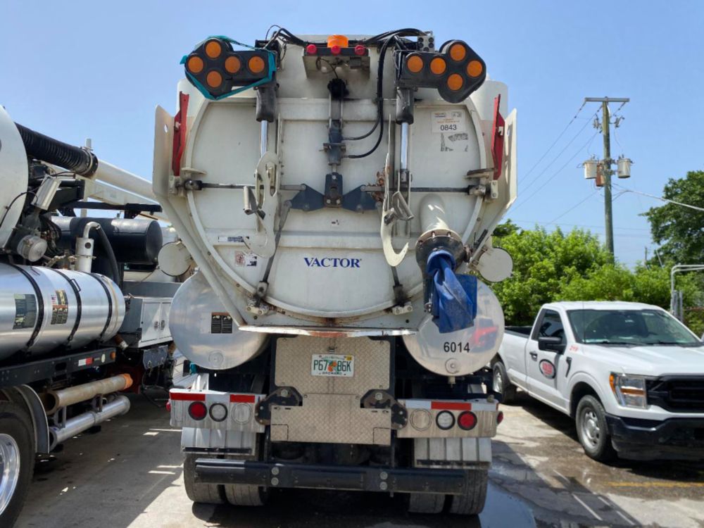 2019 Peterbilt 567 Vactor 2115P-16 Sewer Cleaner Hydro-Excavation Truck