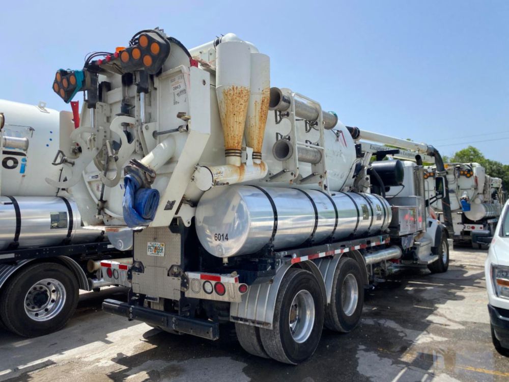 2019 Peterbilt 567 Vactor 2115P-16 Sewer Cleaner Hydro-Excavation Truck