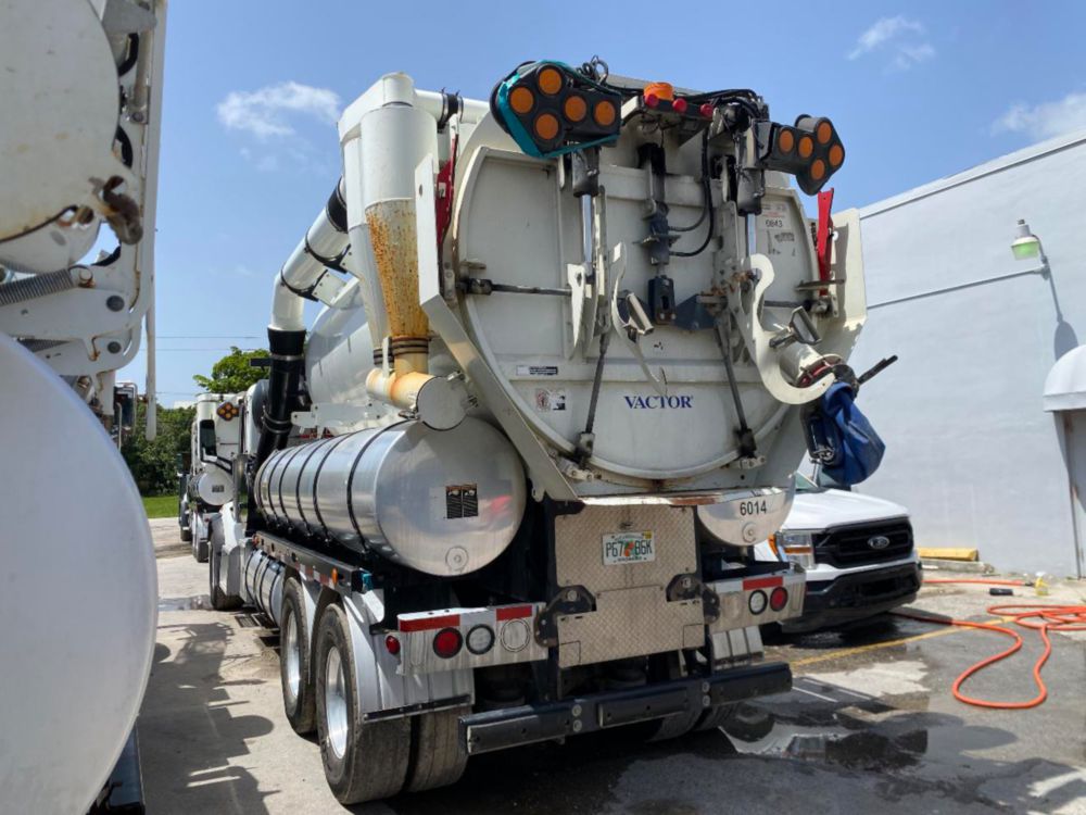2019 Peterbilt 567 Vactor 2115P-16 Sewer Cleaner Hydro-Excavation Truck