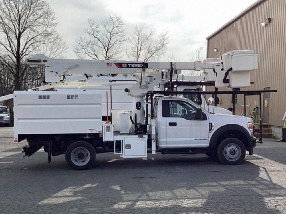 2026 Ford F550 4x4 Terex Utilities LT40F Bucket Truck