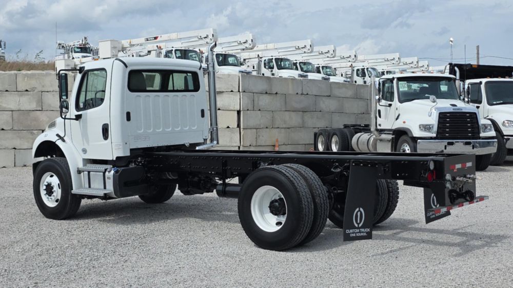2020 Freightliner M2106 4x4 Cab & Chassis