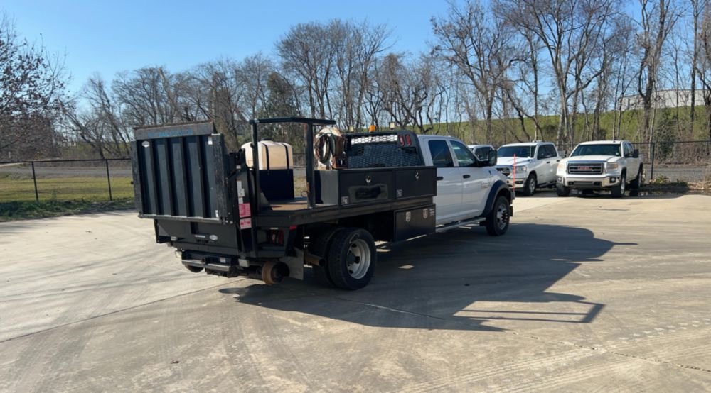 2018 RAM 5500 4x4 Hi-Rail Flatbed Welder Truck
