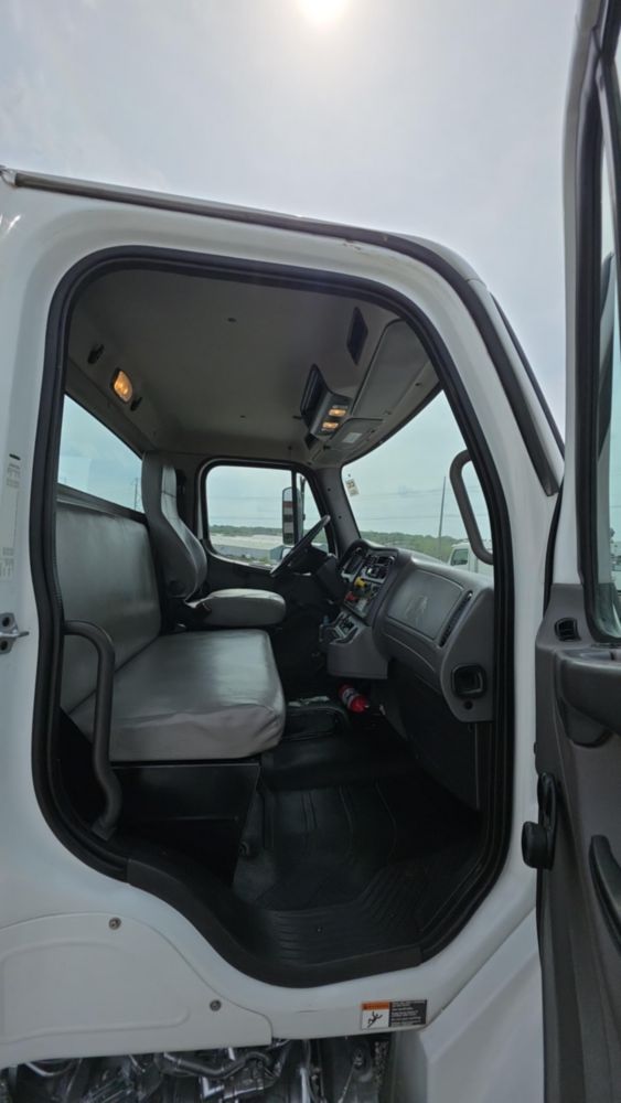 2020 Freightliner M2106 4x4 Cab & Chassis
