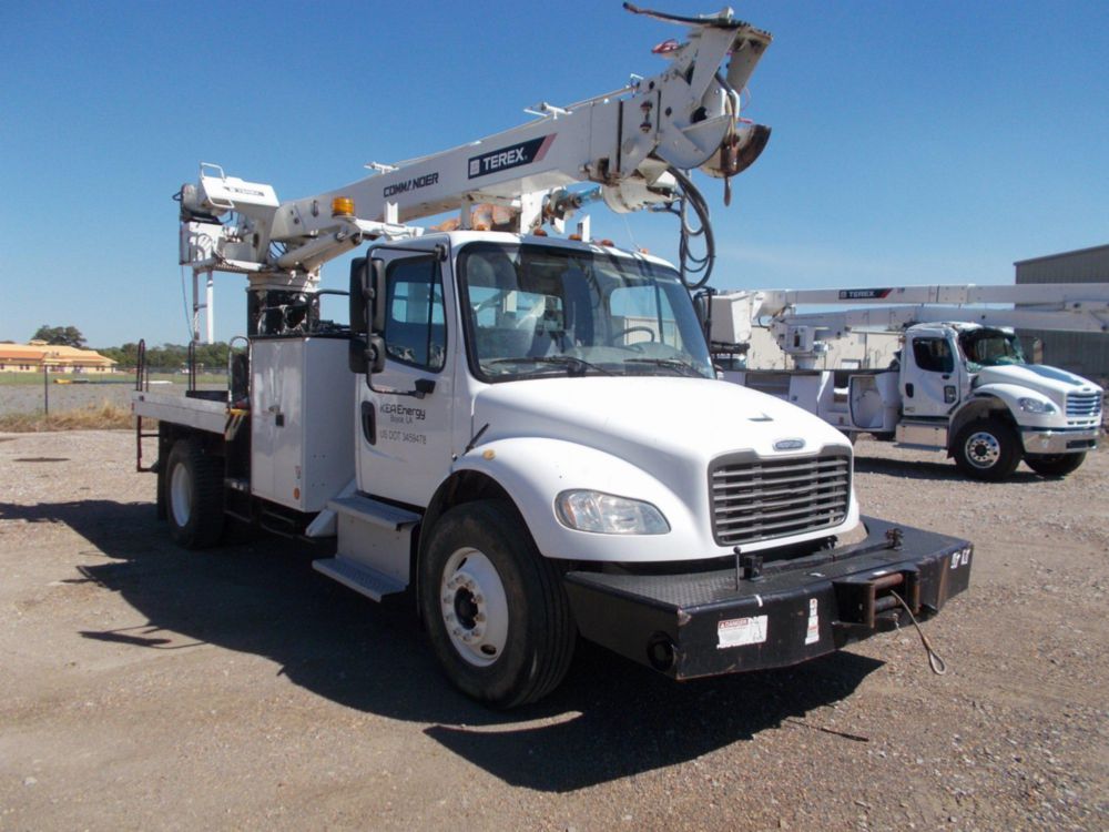2015 Freightliner M2 4x2 Terex Commander 4047 Digger Derrick Truck