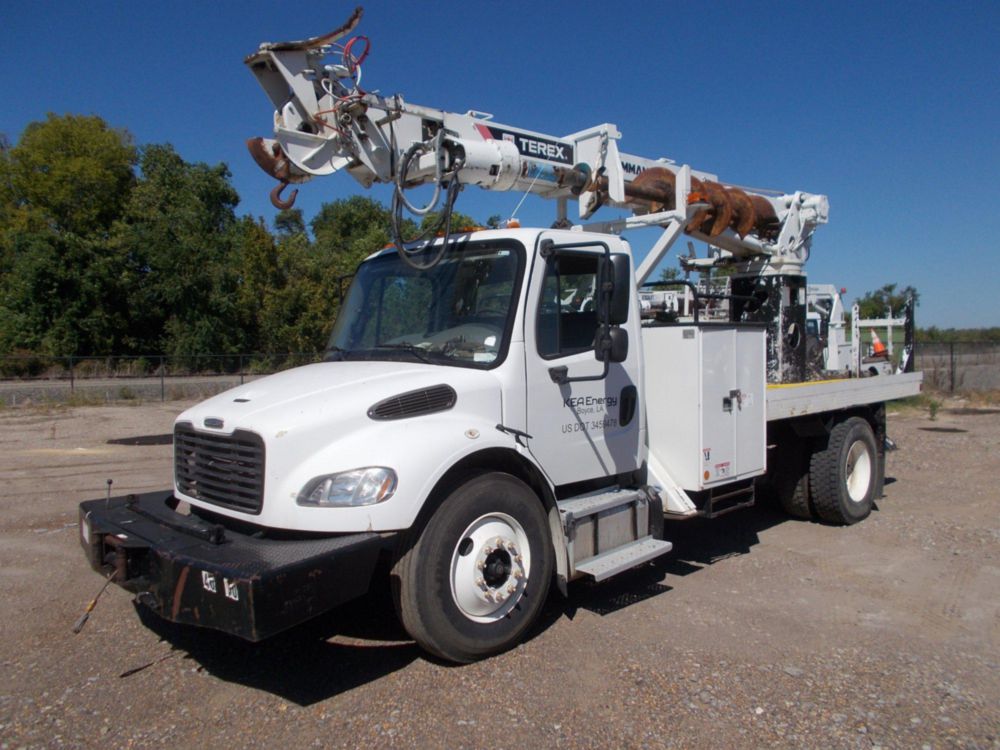 2015 Freightliner M2 4x2 Terex Commander 4047 Digger Derrick Truck