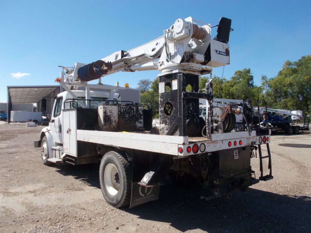 2015 Freightliner M2 4x2 Terex Commander 4047 Digger Derrick Truck