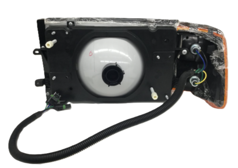 Automann Headlamp Assembly RH Volvo