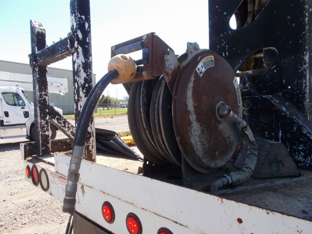 2015 Freightliner M2 4x2 Terex Commander 4047 Digger Derrick Truck