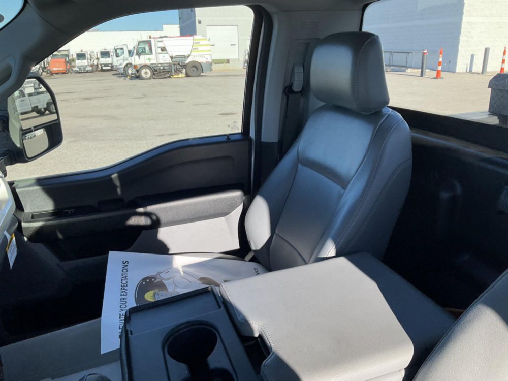 New 2023 Ford F-350 4x4 Axion Lift UR3410 Bucket Truck