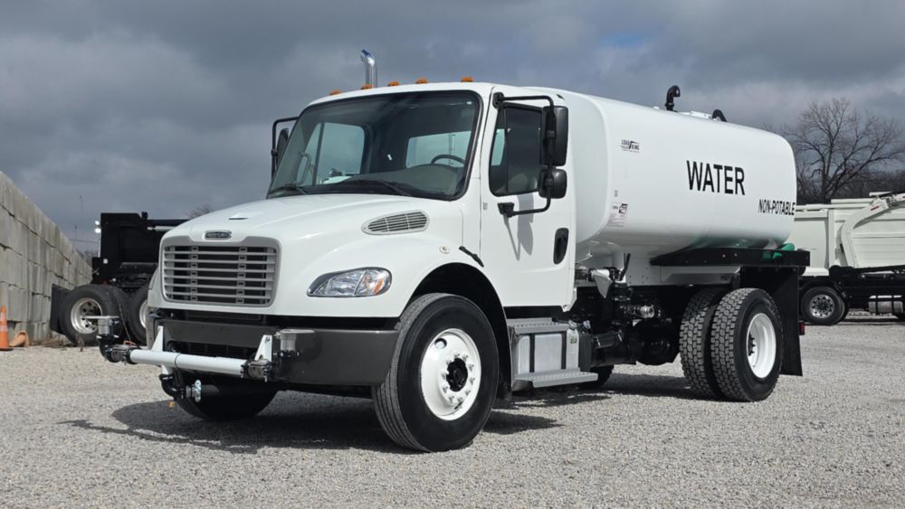 2020 Freightliner M2106 4x2 Load King 2500 Gallon Water Truck