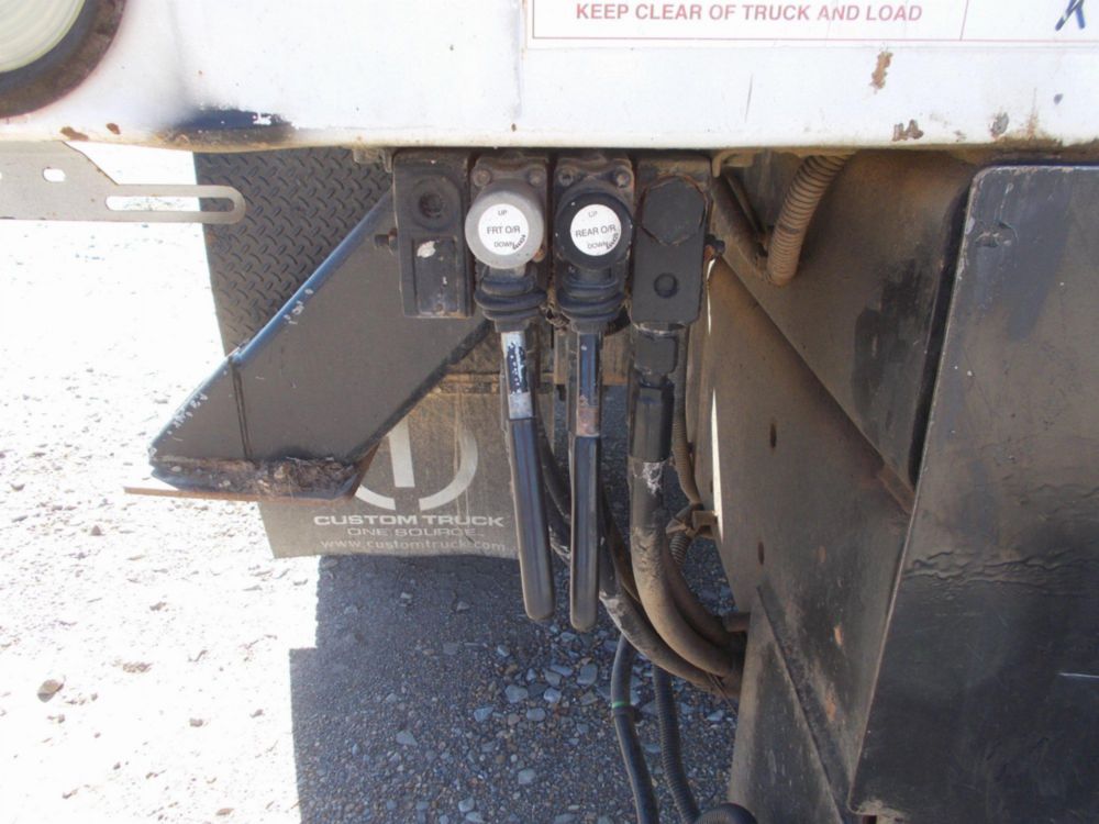 2015 Freightliner M2 4x2 Terex Commander 4047 Digger Derrick Truck