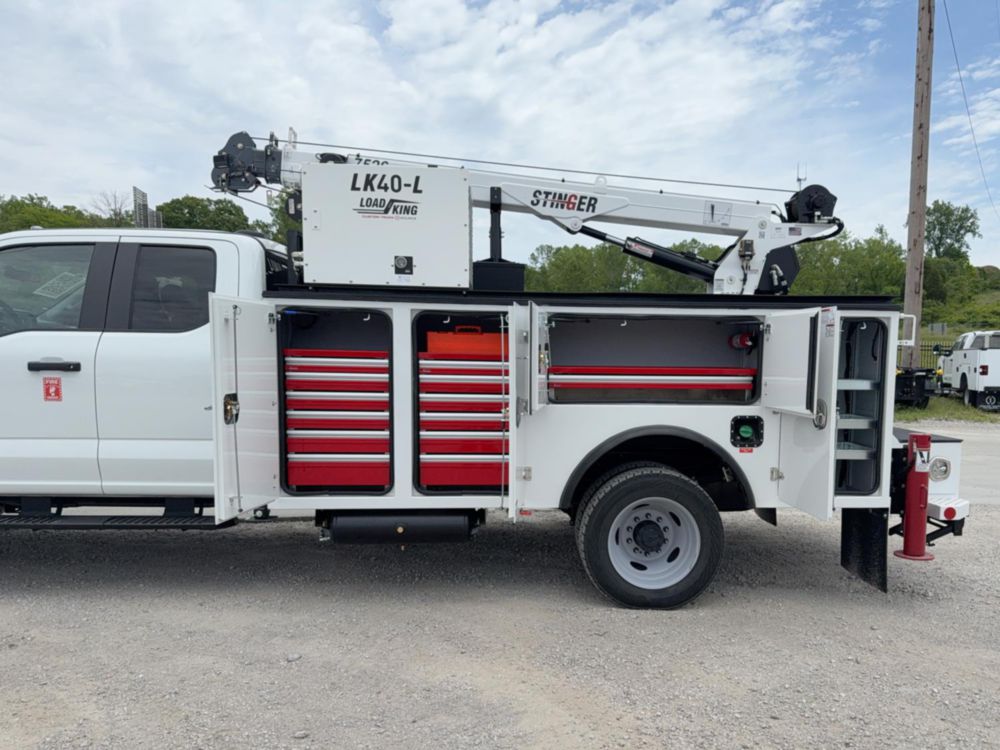 2025 Ford F550 4x4 Load King Voyager 1 Service Truck w/ Stinger Crane