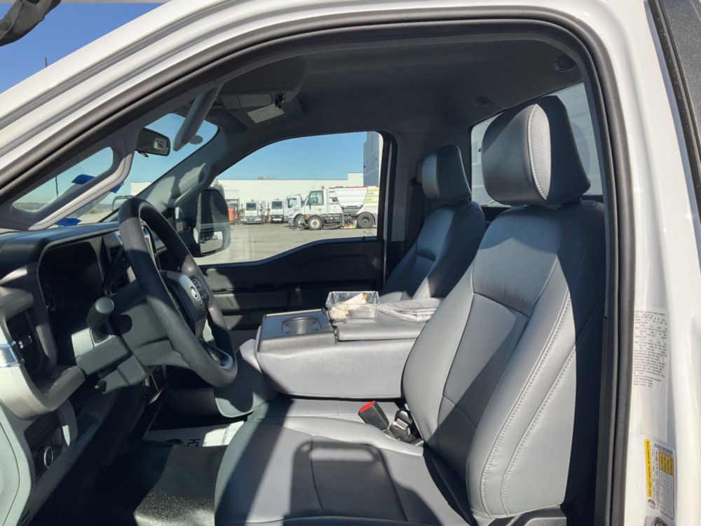 New 2023 Ford F-350 4x4 Axion Lift UR3410 Bucket Truck